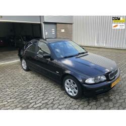 BMW 3-serie 318i Executive !5DRS!AUTOMAAT!