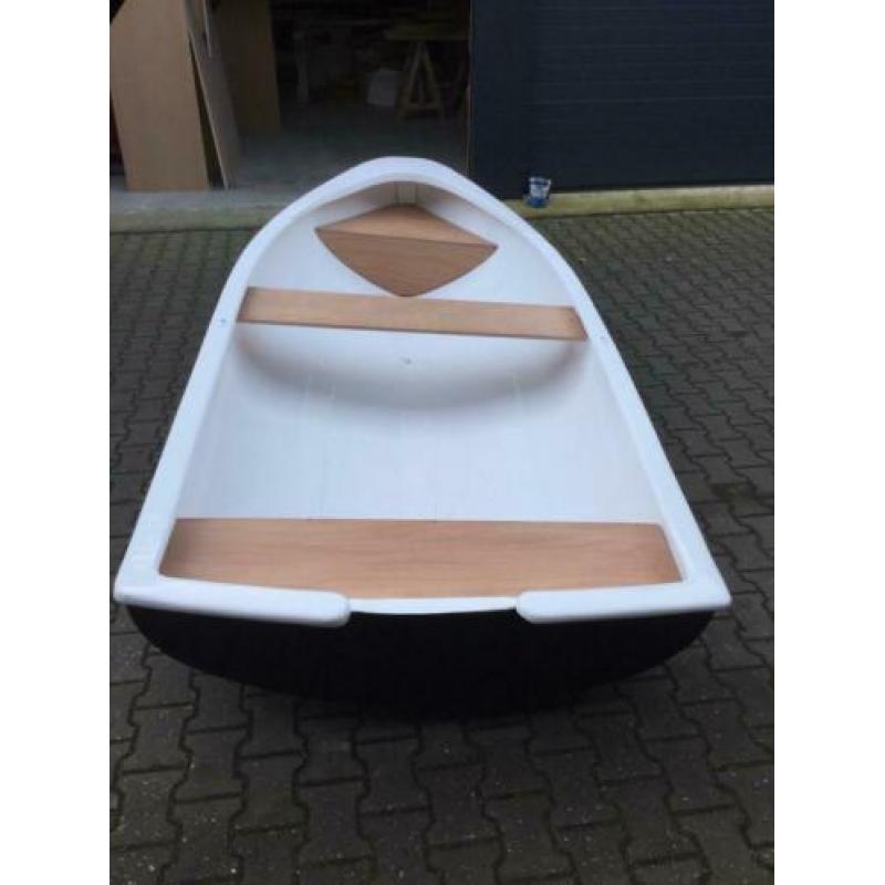 Polyester boot 3,60 x 1,52 sloep visboot grachtenboot