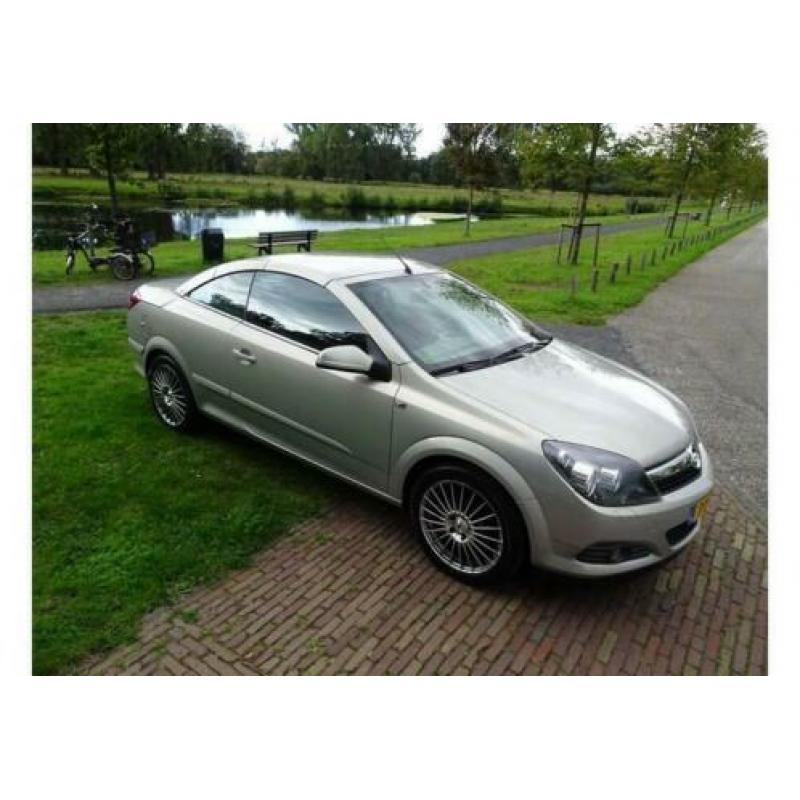 Opel Astra TwinTop 1.6 Enjoy