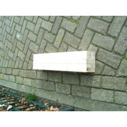vuren latten 30 x 30mm - 65cm en 70 x 20 mm - 125 cm lang