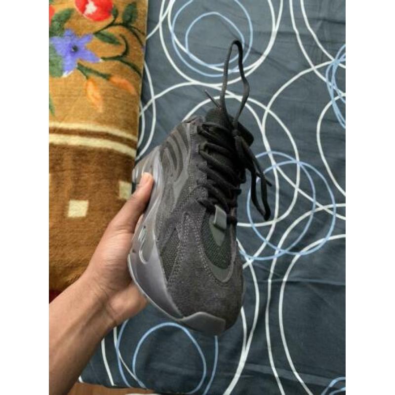 Yeezy 700 vanta (geen balenciaga, offwhite, yeezy 350)