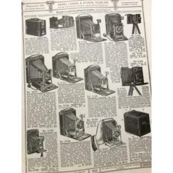 Advertenties met fotografica uit 1913.