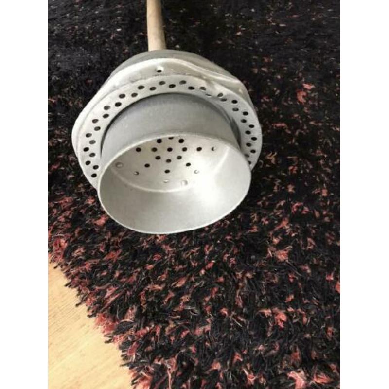 een mooie oude wasstamper - was stamper