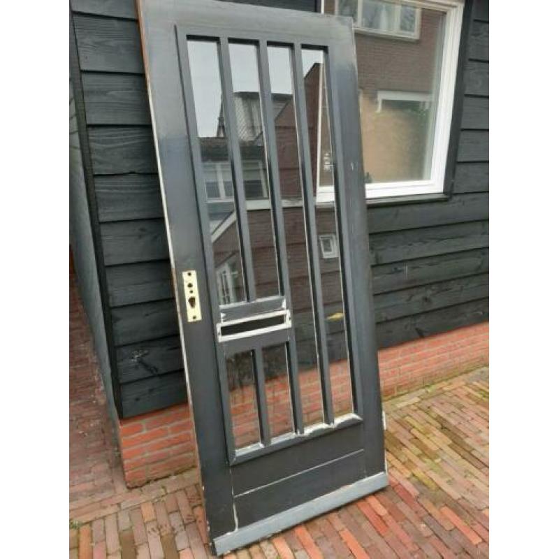 Hard houten voordeur