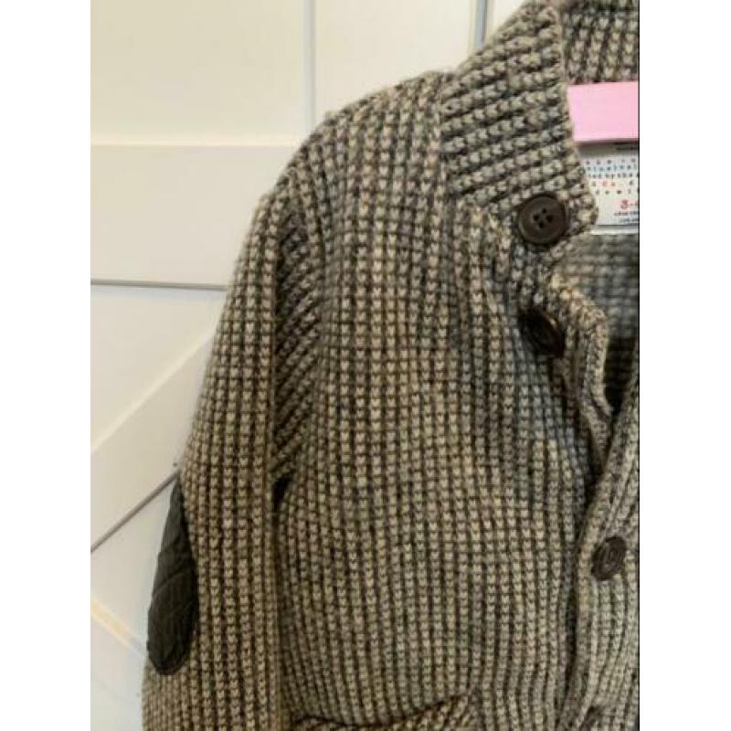 Mooi jasje/ colbertje van Zara maat 104