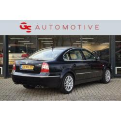 Volkswagen Passat 4.0 W8 4Motion 275PK 1e eig. met leer, nav