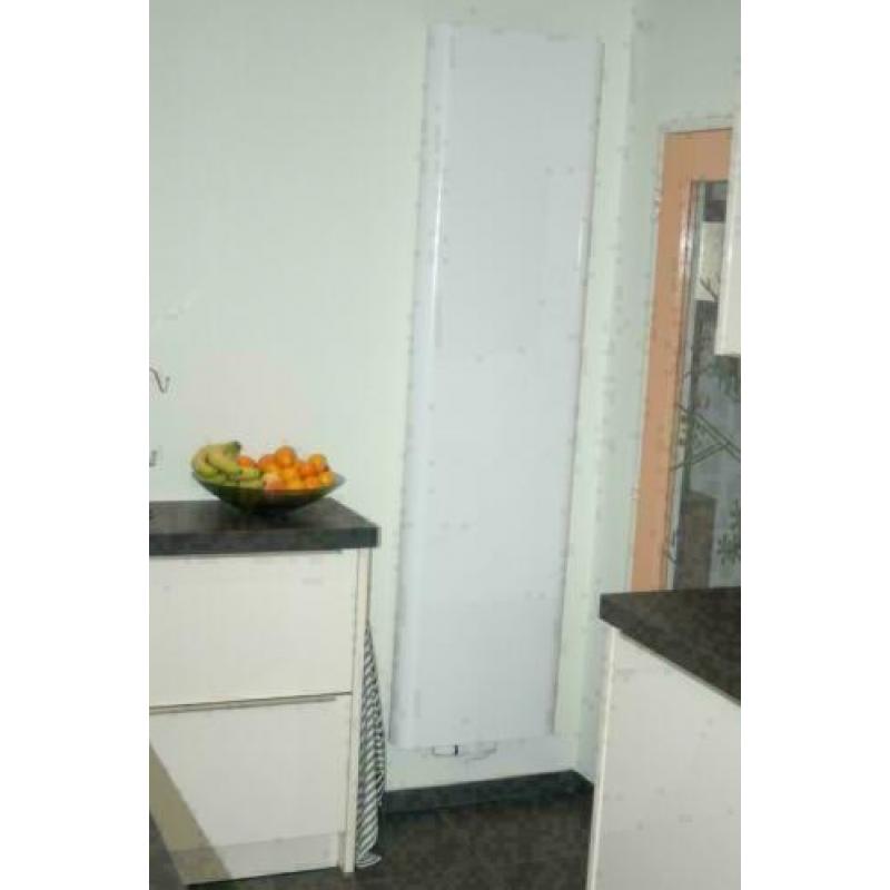 Henrad Alto Swing 202 cm hoog x 73 cm breed type 22 en 2376W