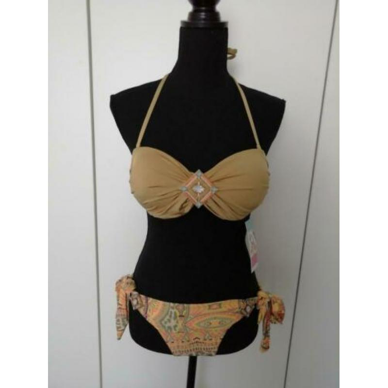 NIEUW! BoHo..Supermooie, gave & aparte bikini met 2 broekjes