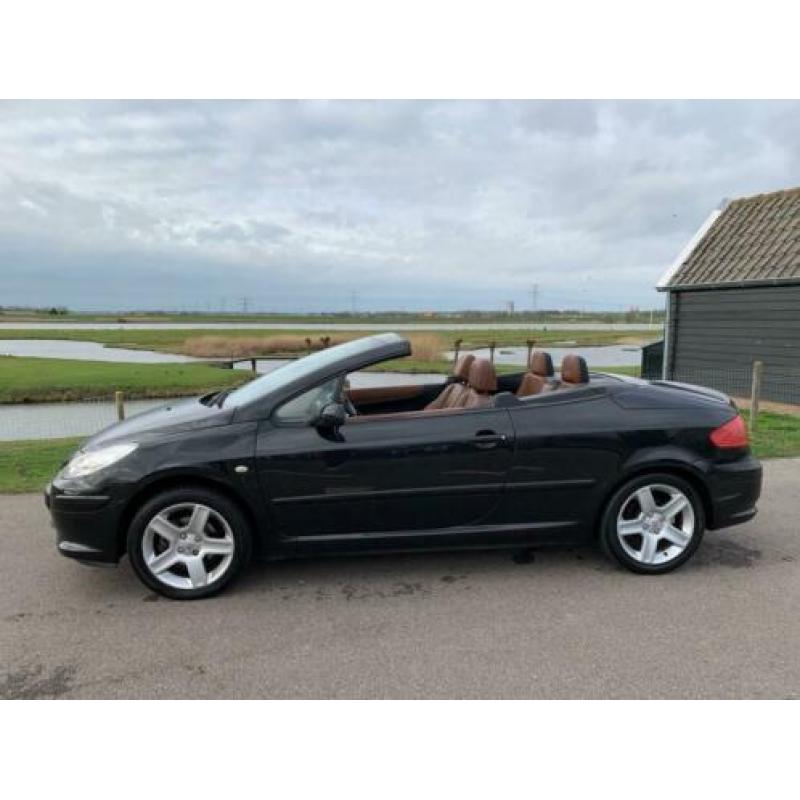 Peugeot 307 CC 2.0-16V Oxygo LEDER! NAVI! CLIMA! CRUISECONTR