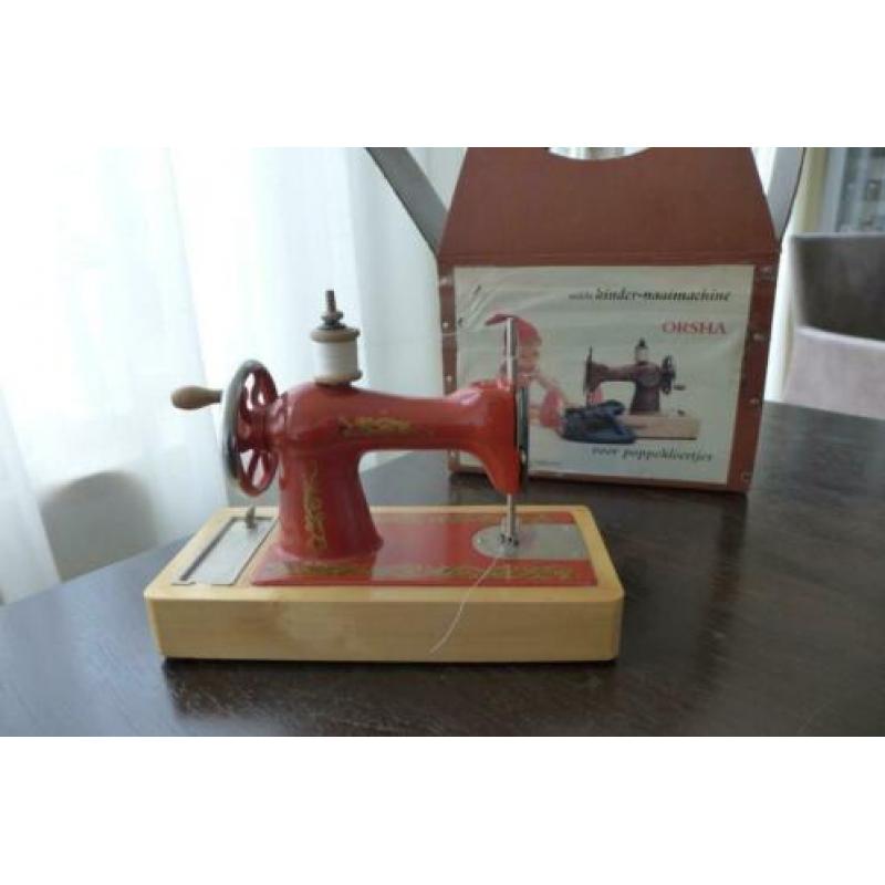 Antiek speelgoed kinder-naaimachine ORSHA
