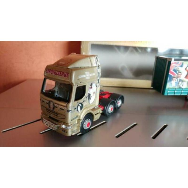 CORGI CC12104 Renault Premium Curtainside - Strongserve LTD