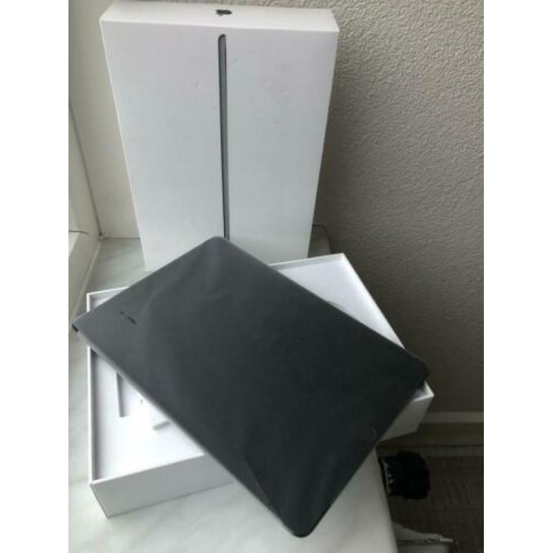 Apple iPad Air (2019) 256 GB Wifi + 4G Space Gray