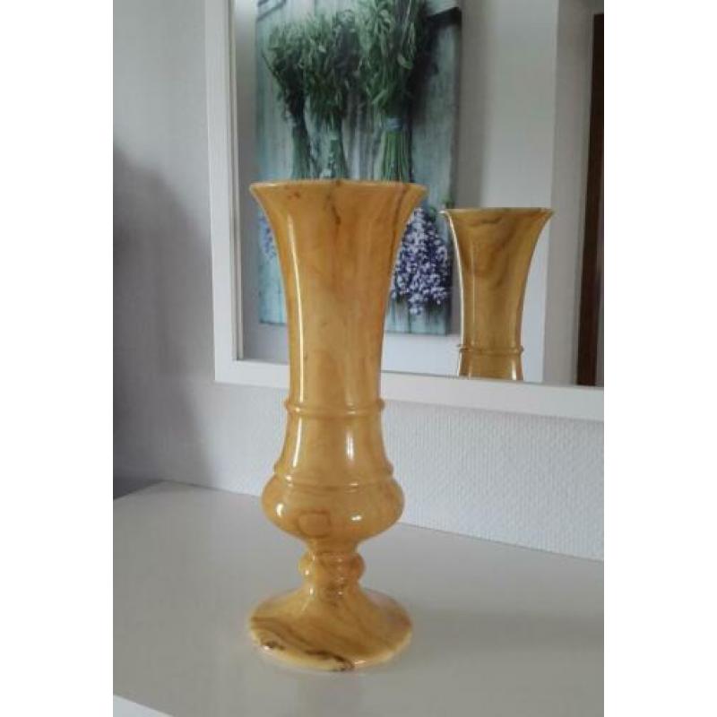 Onyx vaas, 25.5 cm hoog