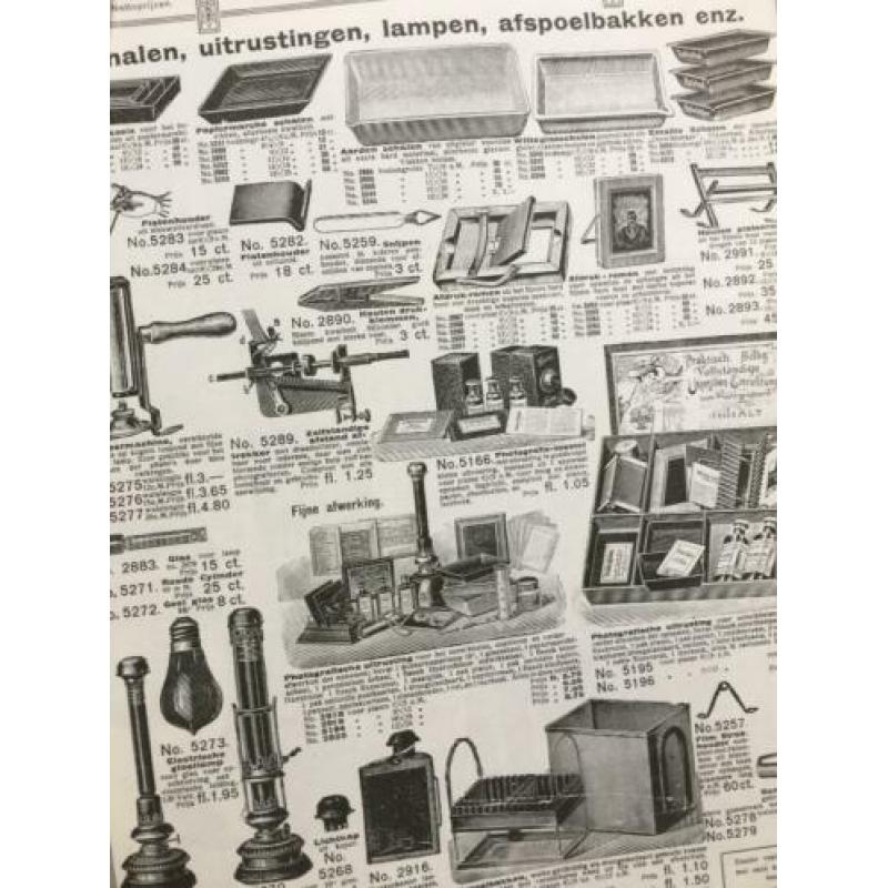 Advertenties met fotografica uit 1913.