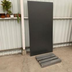 Tafel Modern Eettafel Donkergrijs metalen poten