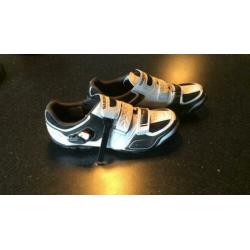 Shimano MTB-Spinning schoenen mt 44 nieuw.