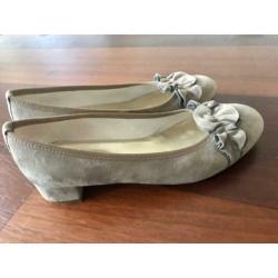 Ravelli nette suede pump lage hak