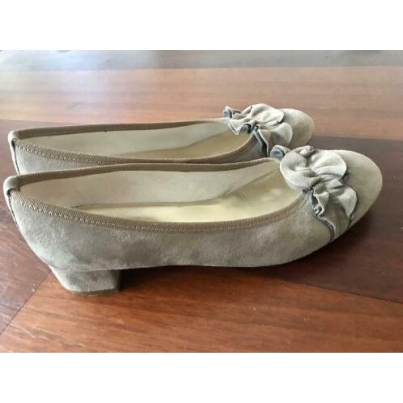 Ravelli nette suede pump lage hak