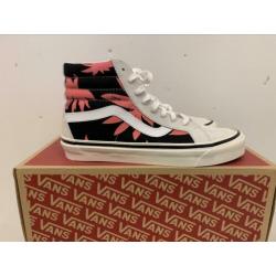 Te koop nieuwe Vans Sk8-Hi 38 DX
