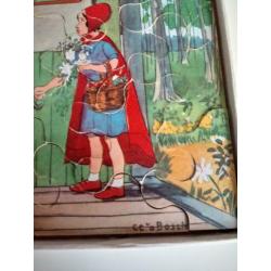 Puzzle.houten stukjes .15 x 20 cm.zeer oud