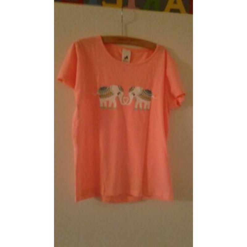 T-shirt shirtje 4 shirts ZGAN maat 140