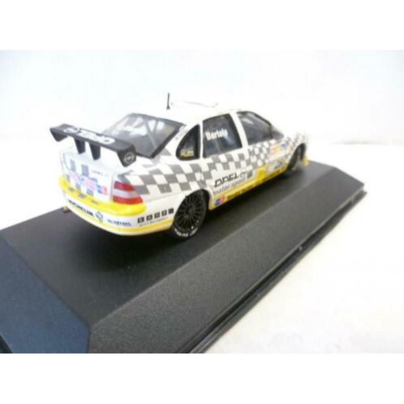 Onyx Opel Vectra STW 97 Michael Bartles Touring Cars 1:43 mo