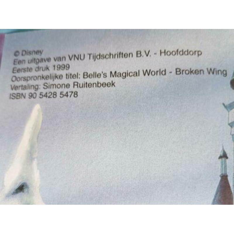 Disney boekje, Belle en het Beest redden een vogeltje