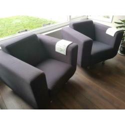Twee persoons bank en twee grote fauteuils uit dezelfde set