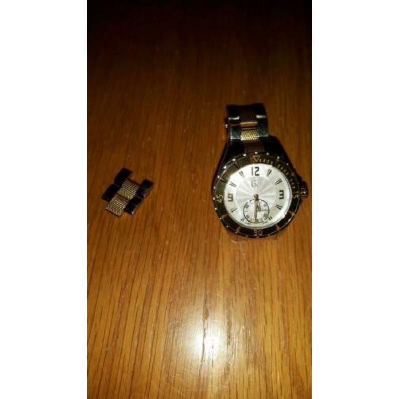 Guess A70002L dames horloge