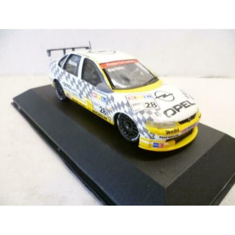 Onyx Opel Vectra STW 97 Michael Bartles Touring Cars 1:43 mo