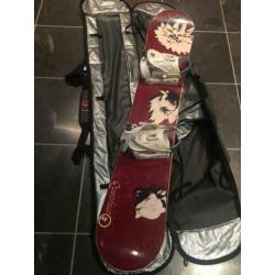 Snowboard, bindingen en tas.