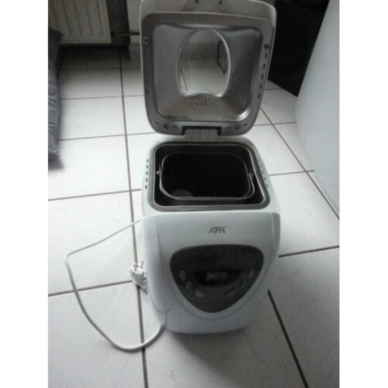 brood bak machine