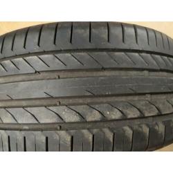 Continental 2 autobanden 255/40R20V XL