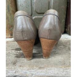 Taupe bruin leren leer Ecco pumps 39 nieuw kast opruiming