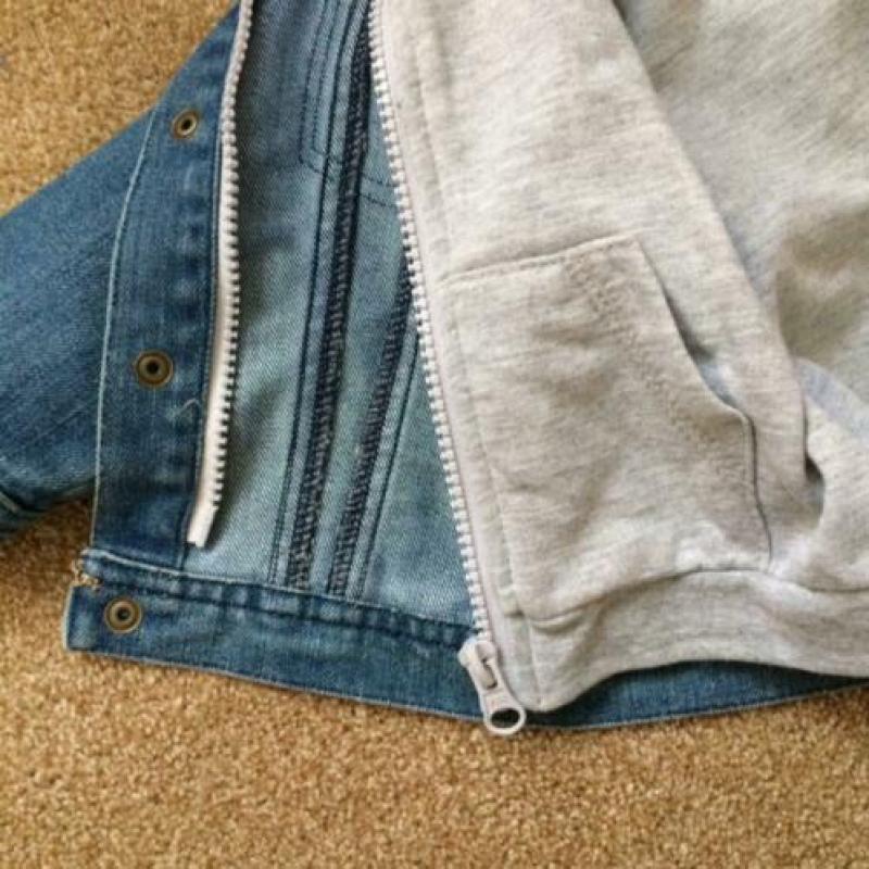 Spijker jas met vest, 2 in 1. Zgan maat 74