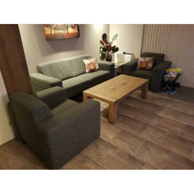 2,5 zitsbank met 2 fauteuils grijs (bankstel) keurige set !