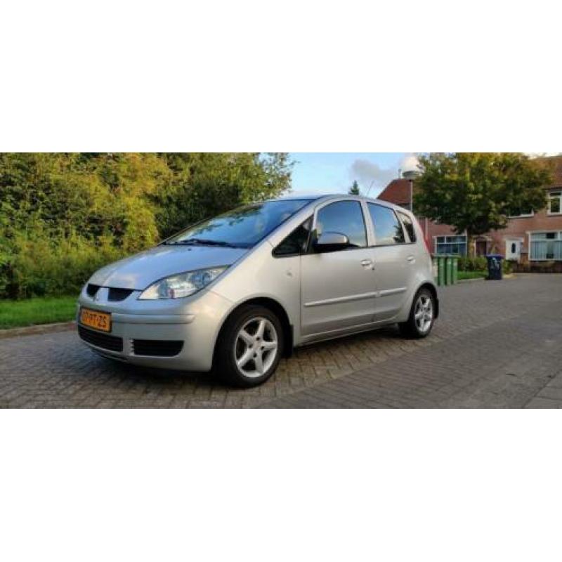 Mitsubishi Colt 1.3 CZ5 2004 NIEUWE APK!!