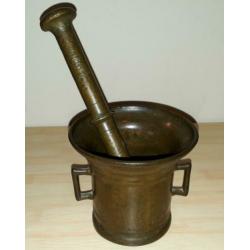 18e eeuwse bronzen Vijzel met originele stamper