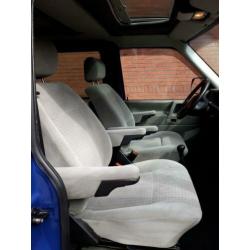 VW T4 Buscamper 2.5 TDI 133PK compleet!