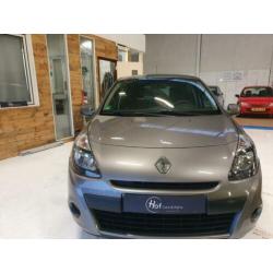 Zeer nette Renault clio 1.2 authentique 65296 km! Nieuwe apk