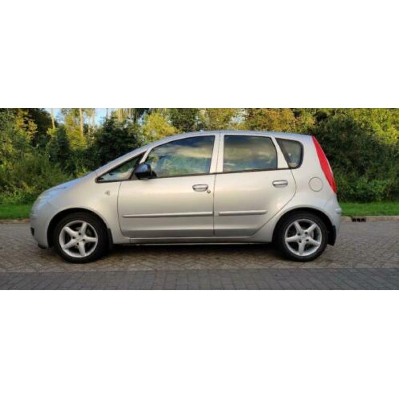 Mitsubishi Colt 1.3 CZ5 2004 NIEUWE APK!!