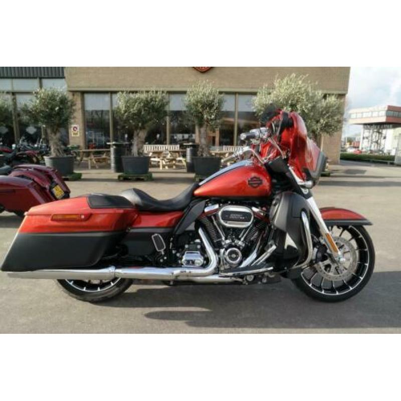Harley-Davidson FLHXSE CVO Street Glide (bj 2018)