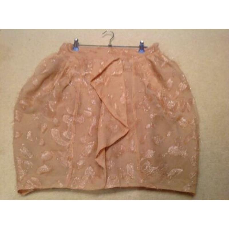 Mooi roze rokje van H&M, maat 42.
