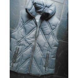 JAS/BODYWARMER van HUMAN NATURE*MAAT L**zie txt aub