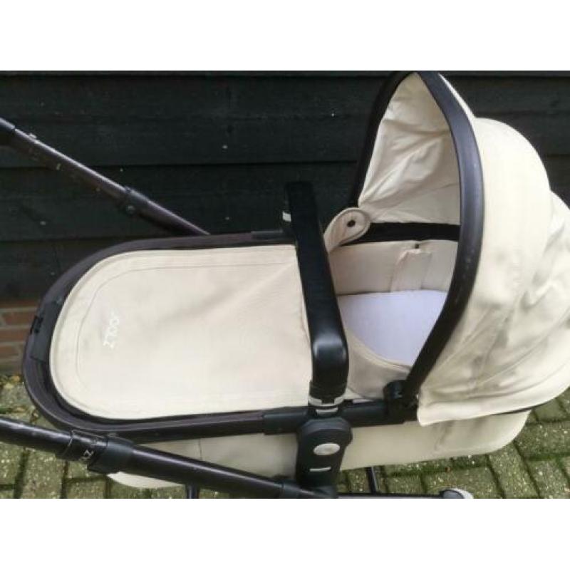 Joolz – Zand en Zwart Frame - wandelwagen, reiswieg, parasol