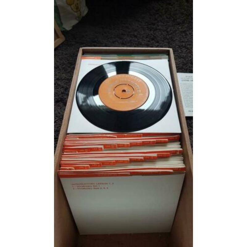 Readers Digest cursus Engels Frans Duits + 69 singels 33rpm