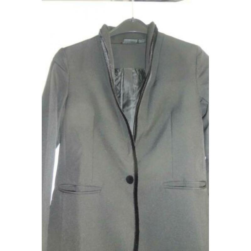 Leuk colbert esmara heidi klum colbert zwart met bies maat 3