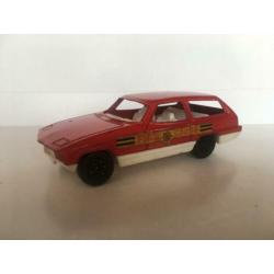 Model Corgi Cubs, 1/43 rood met witte kunststof onderzijde
