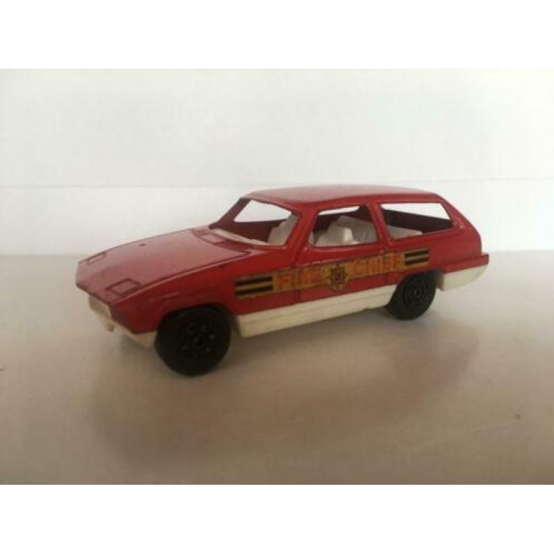 Model Corgi Cubs, 1/43 rood met witte kunststof onderzijde