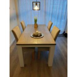 4 Eettafel stoelen